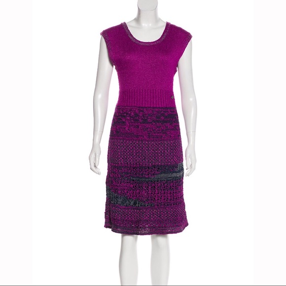 CHANEL Dresses & Skirts - CHANEL Sleeveless knee-length Knit Dress sz 44